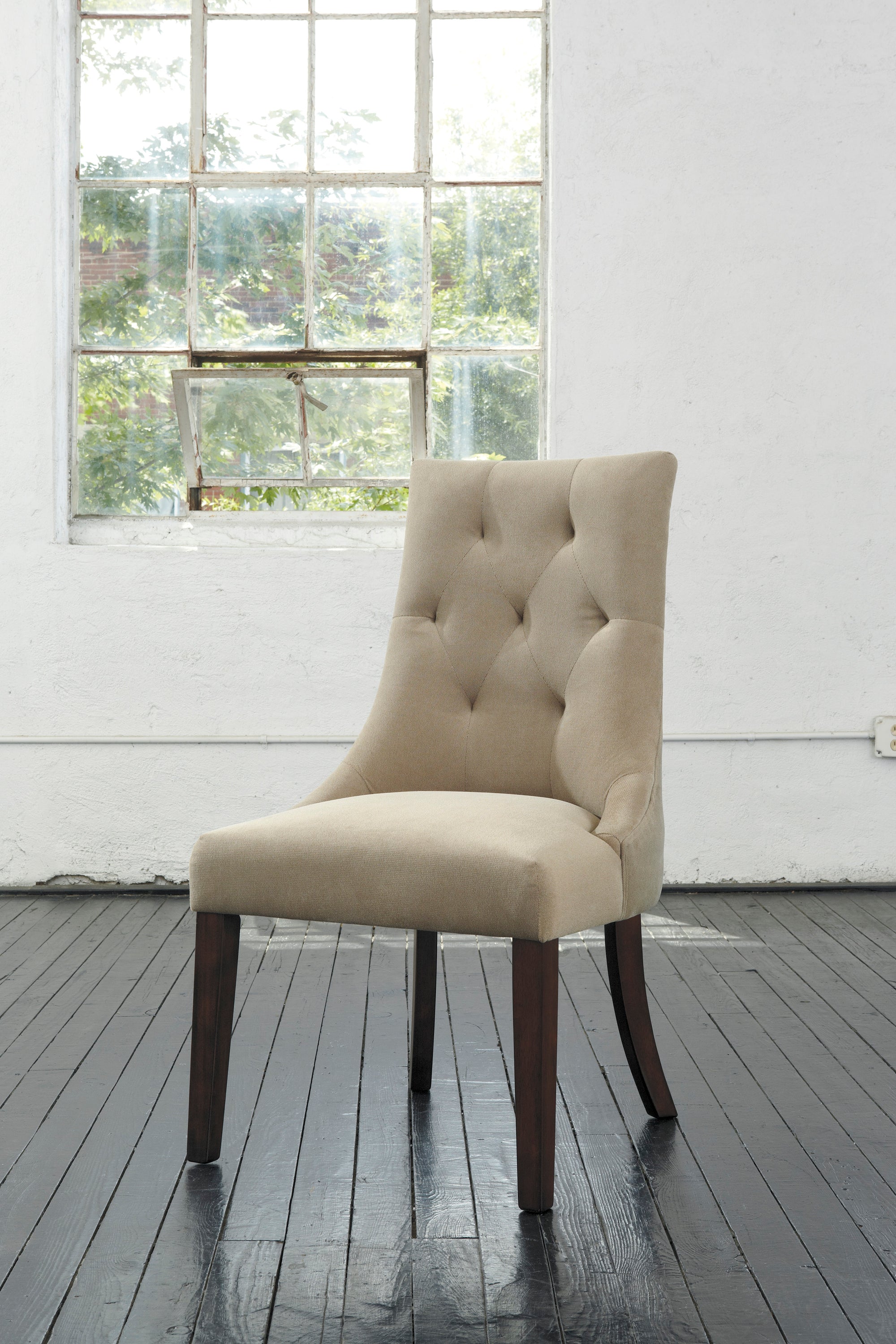 Mestler Upholstered Dining Chair (Set of 4) - MJM Furniture