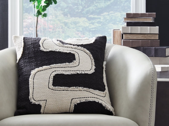 Veerbank Pillow (set of 4) - MJM Furniture
