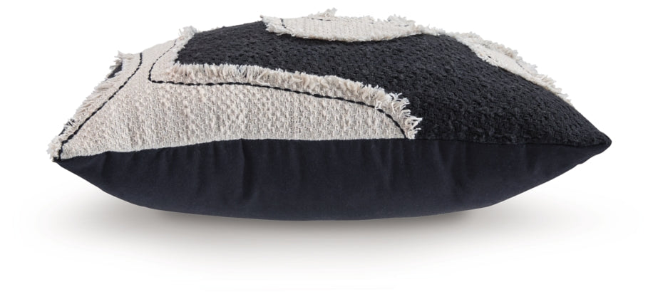 Veerbank Pillow (set of 4) - MJM Furniture