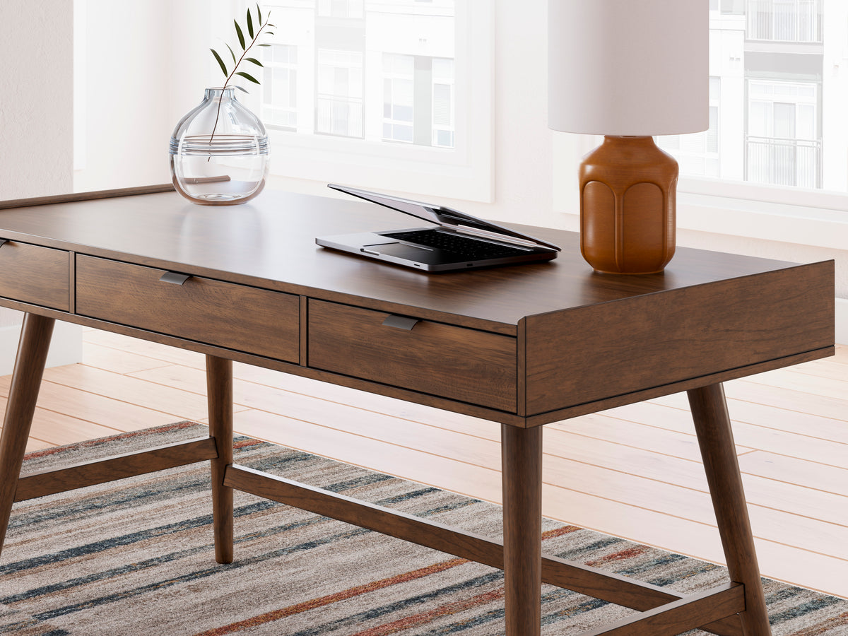 Lyncott Desk - MJM Furniture