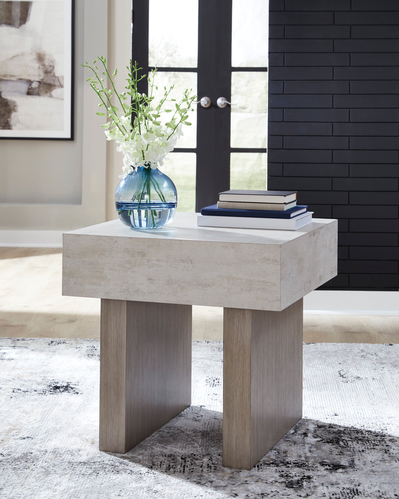 Jorlaina End Table - MJM Furniture