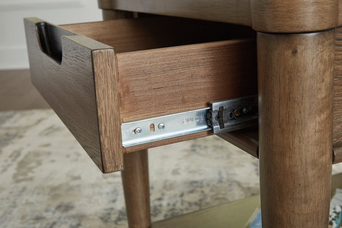 Roanhowe End Table - MJM Furniture