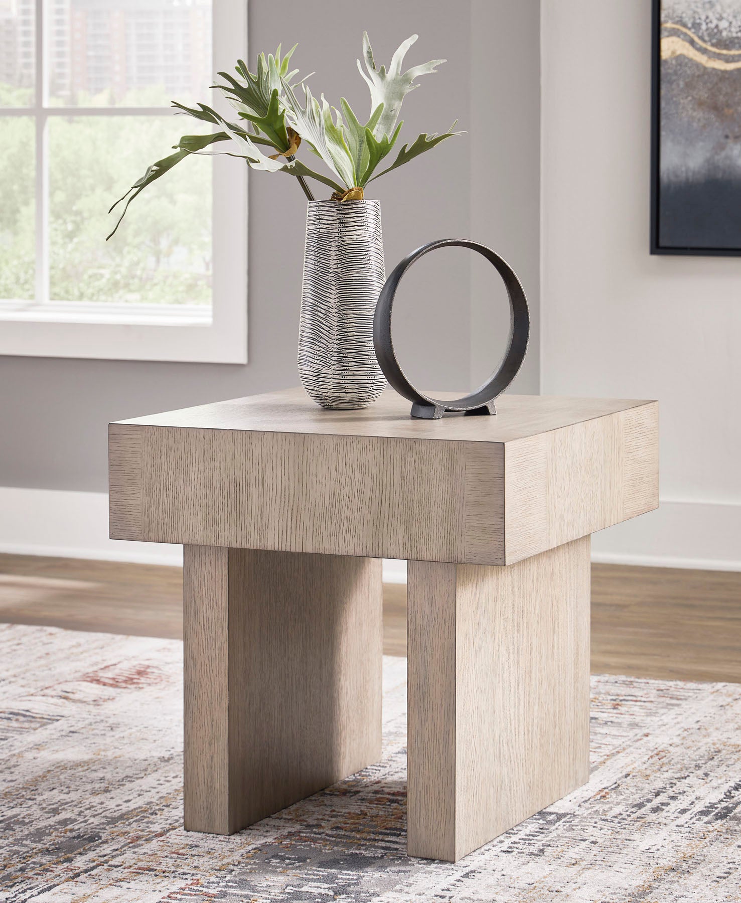Jorlaina End Table - MJM Furniture