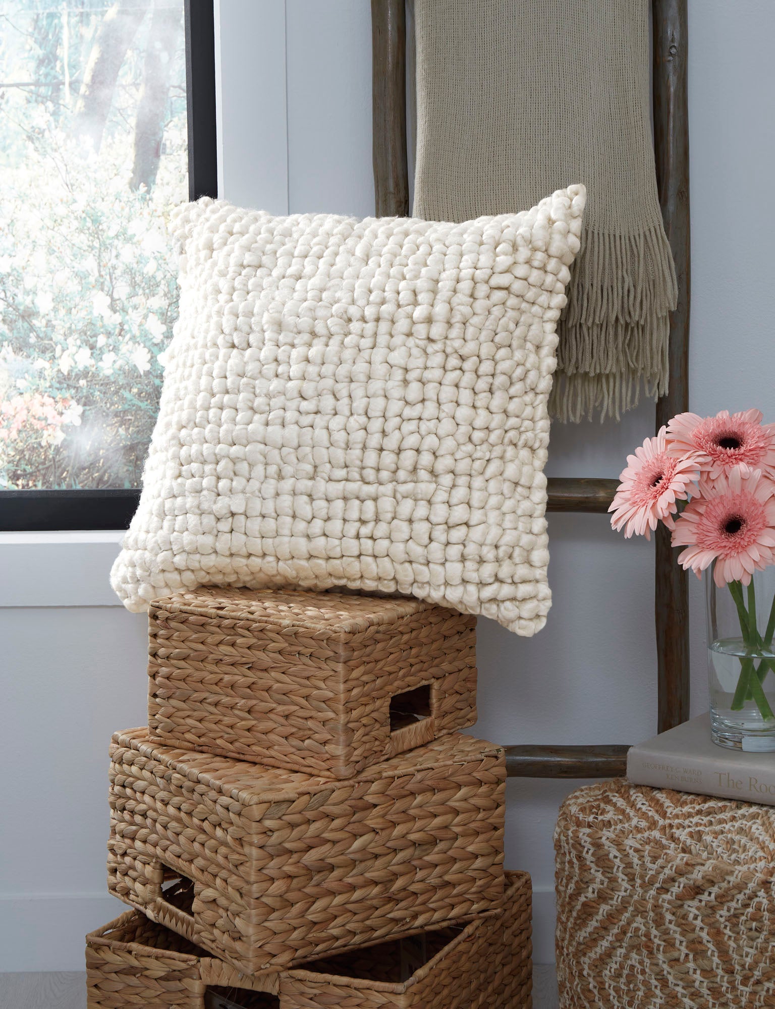 Aavie Ivory Pillows - Set of 4 - MJM Furniture